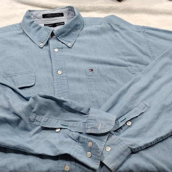 Xxl Tommy Hilfiger long sleeve button down shirt - Picture 5 of 10